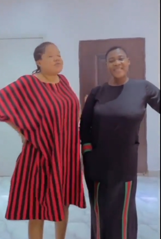 Meet Four Nollywood Stars And Their Mutual Friends In The Industry (Photos) 10 Toyin Abraham and Mercy Johnson
Nollygistvibes.com