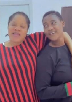 Meet Four Nollywood Stars And Their Mutual Friends In The Industry (Photos) 11 Toyin Abraham and Mercy Johnson
Nollygistvibes.com
