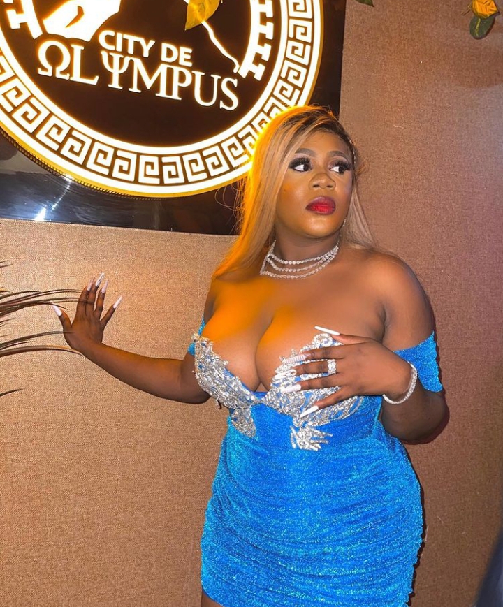 Comedian Ada Jesus Stir Reactions Online As She Looks Gorgeous in Her New Ankara Outfit (Video) 2 Ada Jesus