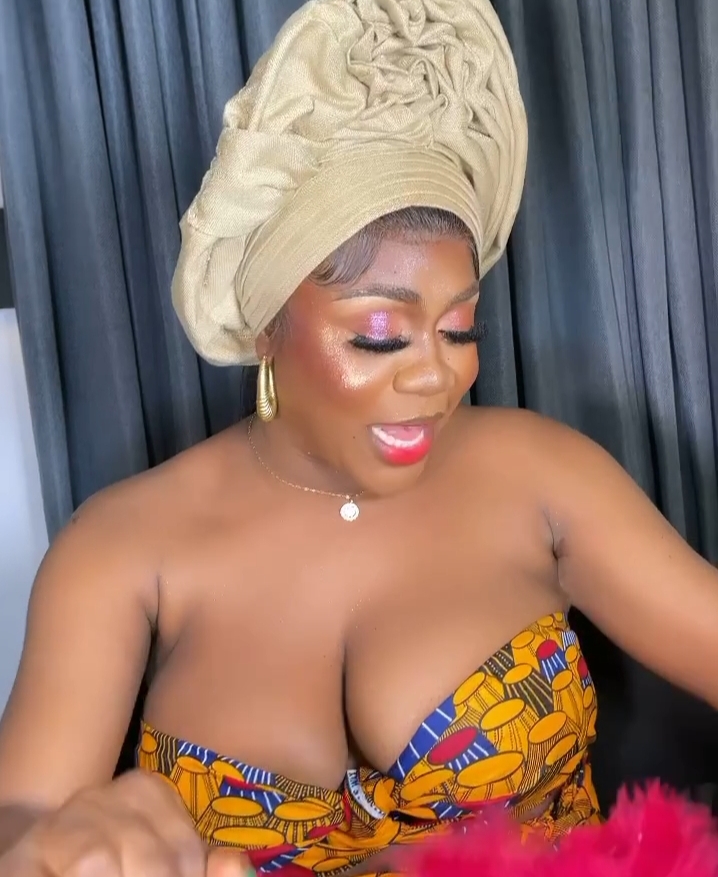 Fans React As Ada Jesus Shares New Photos Of Herself Rocking An Ankara Outfit (Video) 2 Ada Jesus