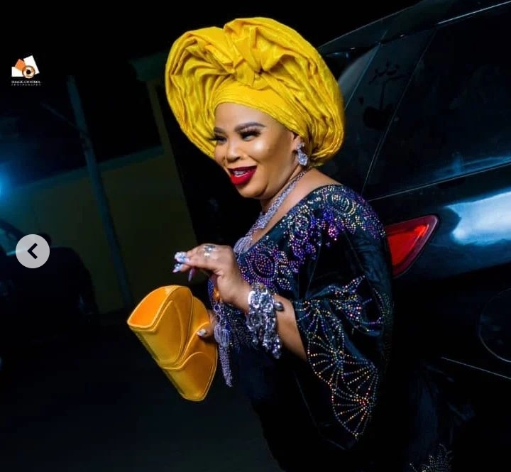 "I Call Her Maami" Singer Yinka Ayefele Says As He Celebrates His Beautiful Wife Birthday Today (Photos) 7 Screenshot 20220227 104532