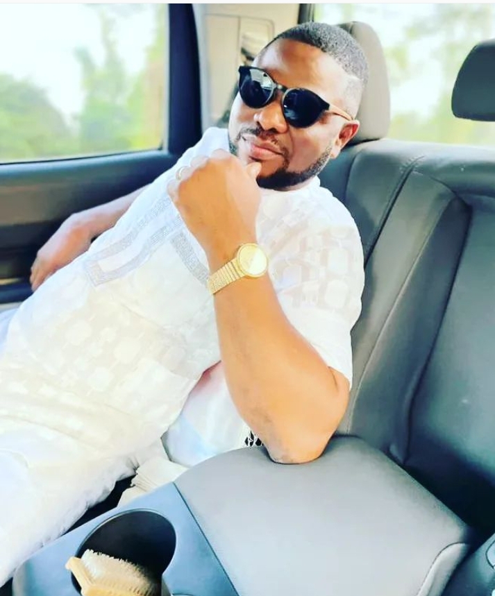 "I Call Her Maami" Singer Yinka Ayefele Says As He Celebrates His Beautiful Wife Birthday Today (Photos) 2 Yinka Ayefele