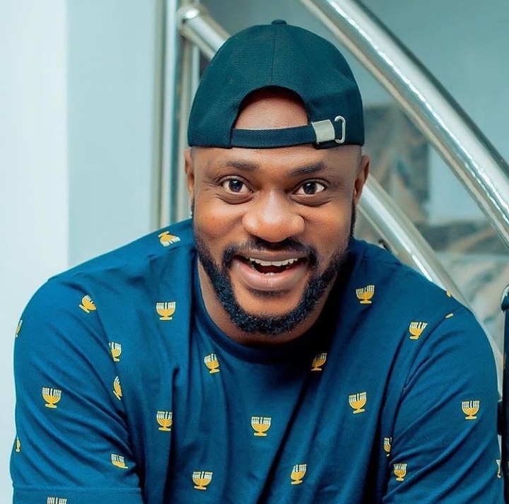Reactions as Odunlade Adekola fights Bimbo Thomas over money at Faithia Balogun’s party 2 Odunlade Adekola