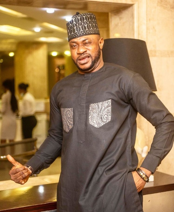 Odunlade Adekola Stirs Hilarious Reactions As He Rocks A Lady’s Dress In A Video 2 Odunlade Adekola