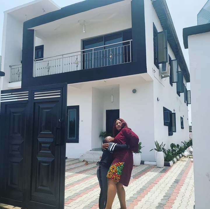 Congratulations To Actress, Laide Bakare As She Acquires A Mansion In Lekki (Photos) 5 Screenshot 20220330 170155