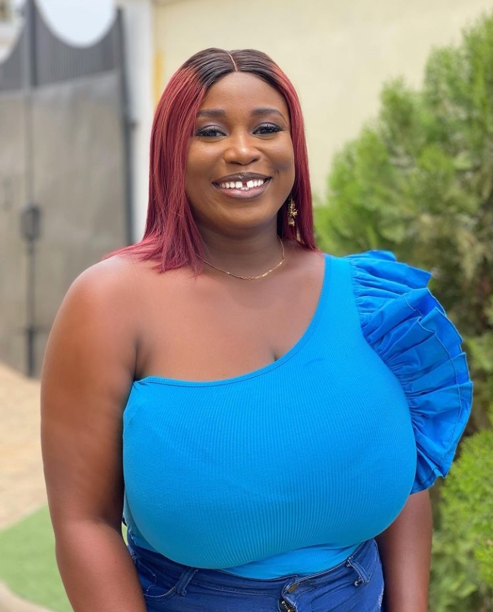 Reactions As Yoruba Actress, Damilola Oni Shares New Pictures With Her Colleague 2 Yoruba Actress, Damilola Oni
