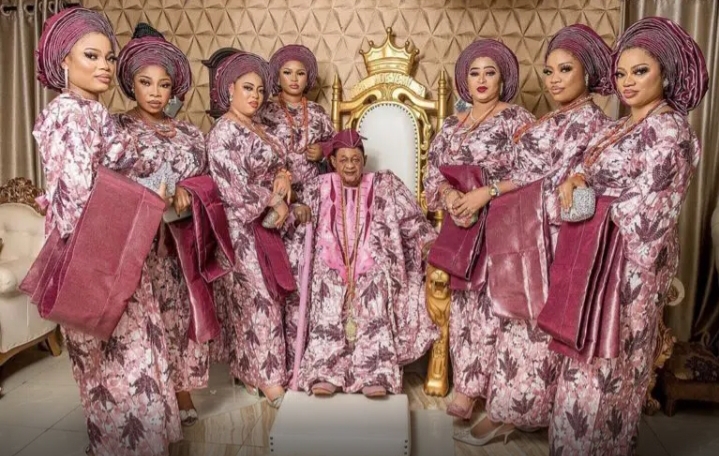 Panic as Bees attack mourners at Alaafin of Oyo palace 2 Alaafin of Oyo