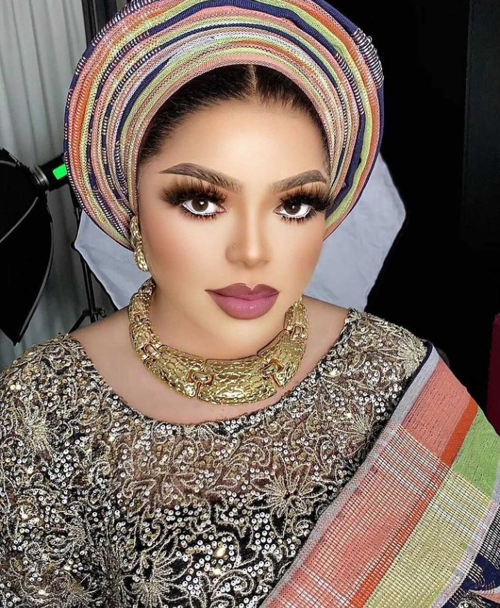 Eid Mubarak: Crossdresser Bobrisky splashes millions to feed 3000 Nigerians (video) 2 Bobrisky