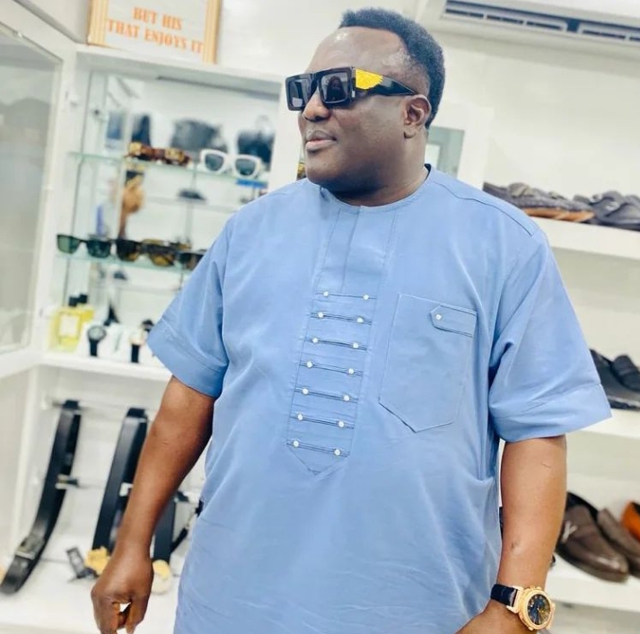 Fuji singer Saheed Osupa swims in money as he shuts down Atlanta (Video) 2 Fuji singer Saheed Osupa