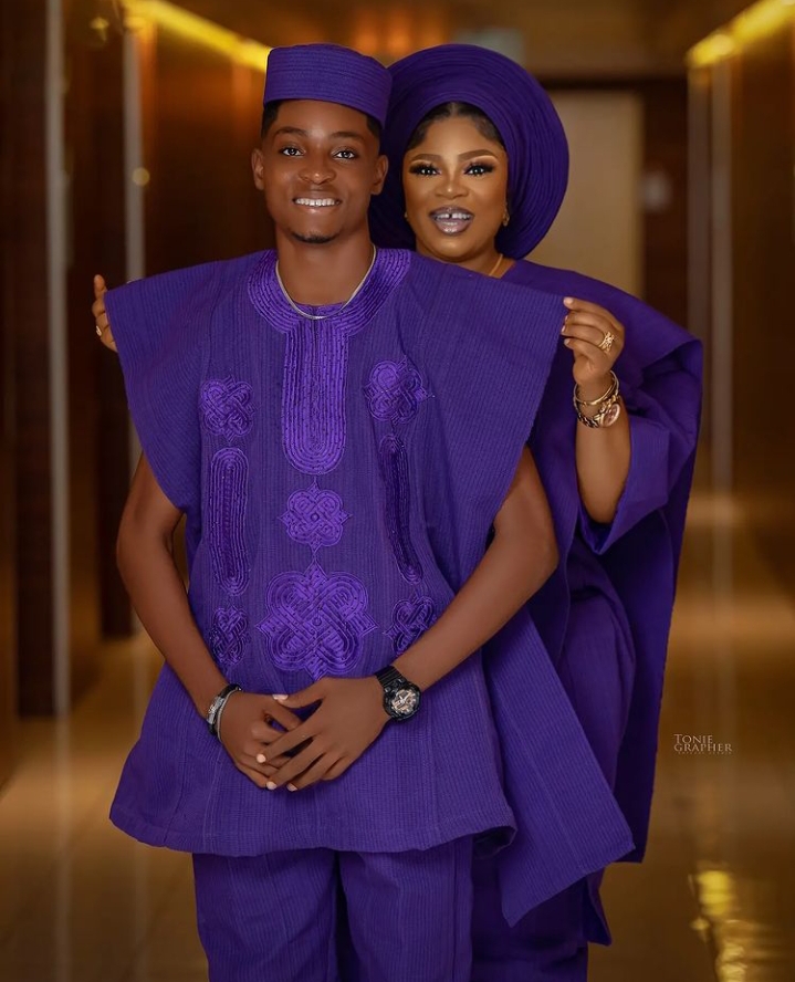 “Is this a pre-wedding shoot?” Odunlade Adekola’s alleged side chic, actress Eniola Ajao unveils her 20 year old son (photos) 2 actress Eniola Ajao