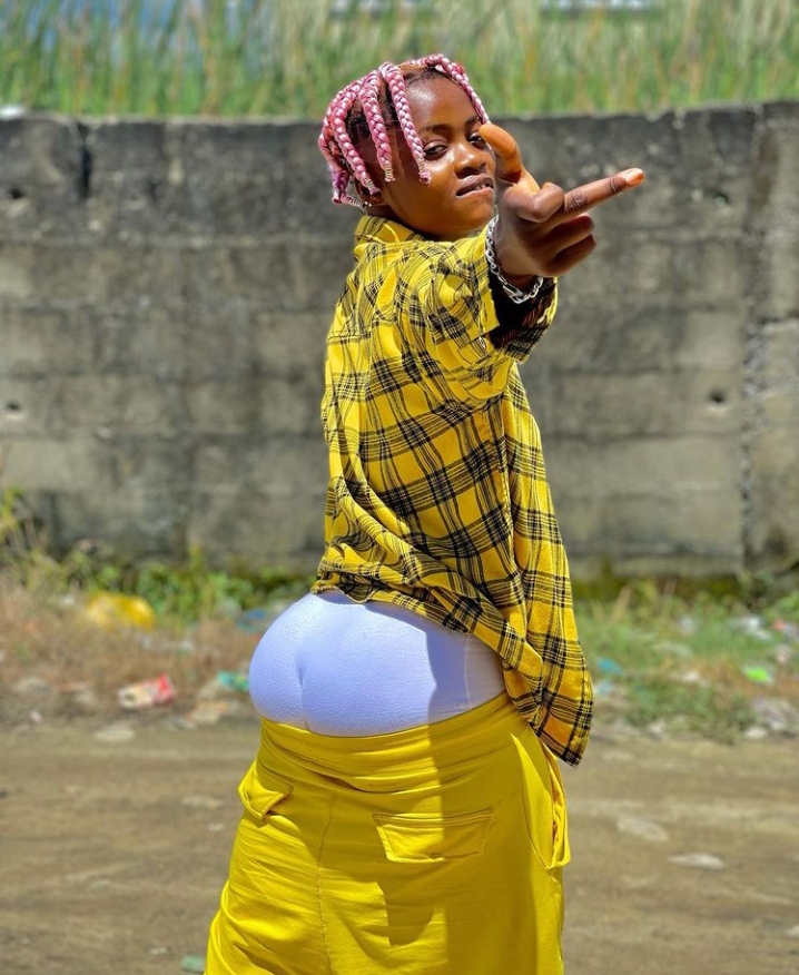 I Don't Know Who Is Leaking My S£x Tape I Swear With My Womb -Twitter influencer, Black Chully Cries Out (Video) 2 Black Chully