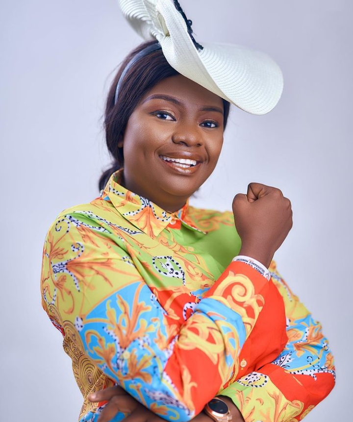 Gospel singer, Adeyinka Alaseyori gets a surprise car gift for her birthday 2 Screenshot 20220607 125038
