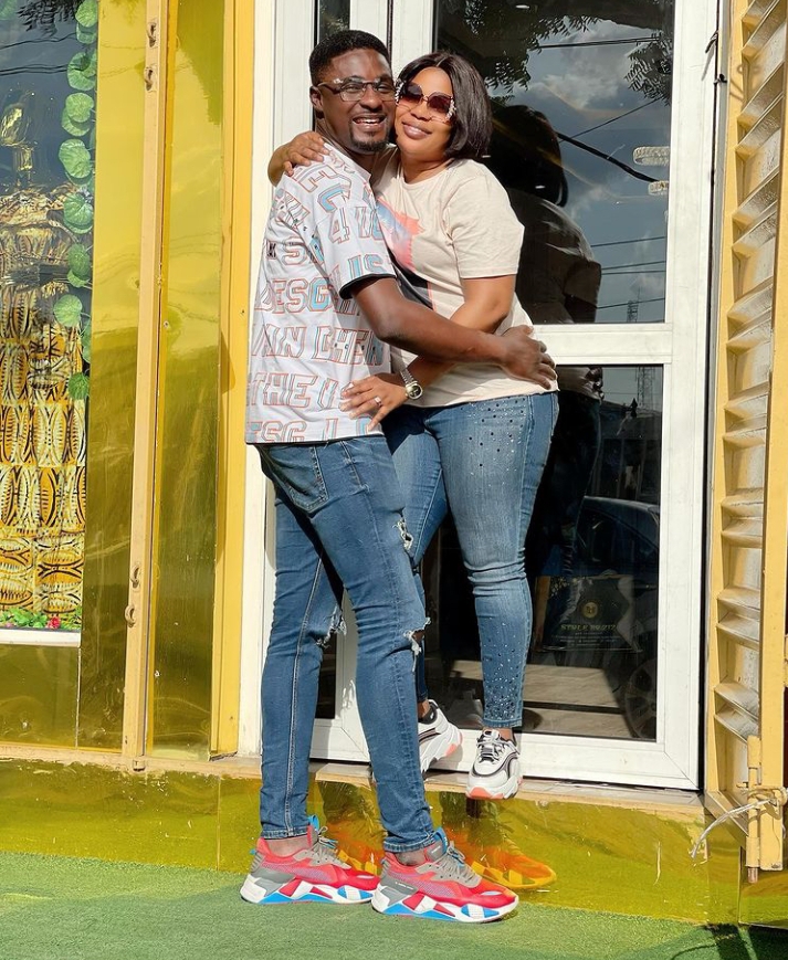 Reactions As Seyi Edun Shares Loved-up Photos With Her Husband (Photos) 2 Seyi Edun