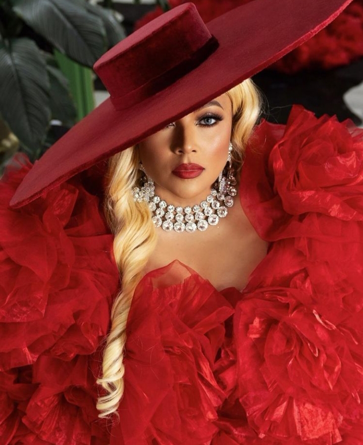 ’50 where?’ – Celebrities jointly celebrate Peter Okoye’s wife, Lola Omotayo as she clocks 50 today