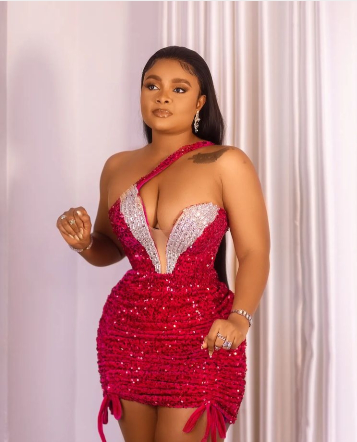 Bimbo Ademoye, Kunle Remi spark reactions with s3x scene in Anikulapo (video) 2 Bimbo Ademoye, Kunle Remi spark reactions with s3x scene in Anikulapo (video)