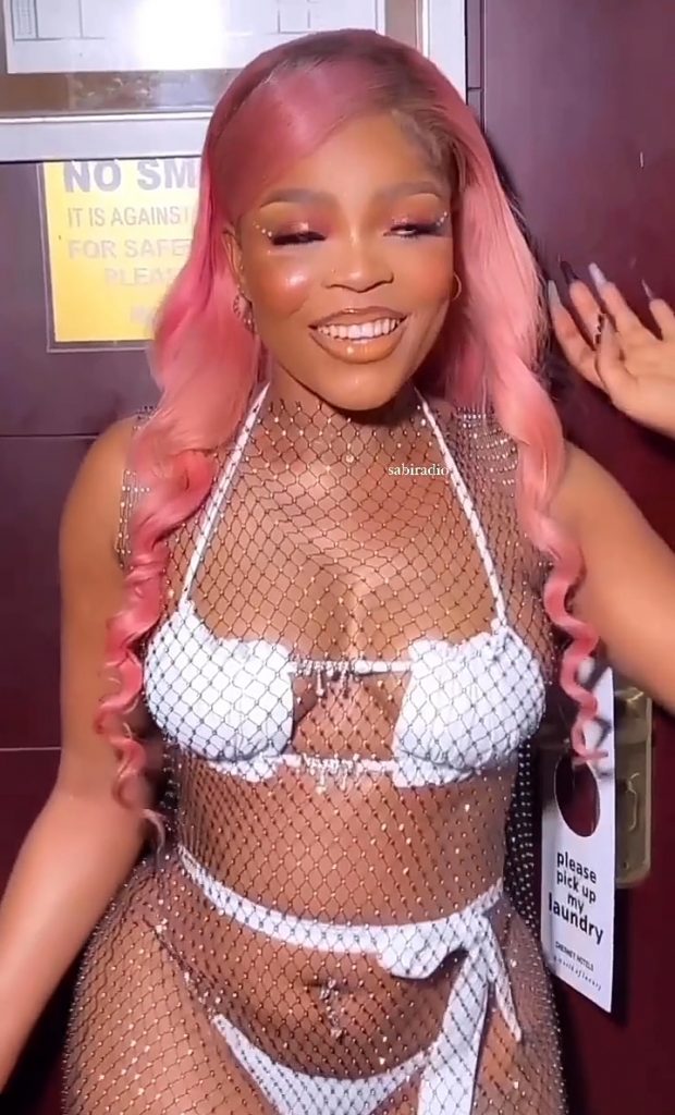 BBNaija’s Chichi under heavy criticism over her sultry outfit to Eloswag’s party (video) 2 BBNaija’s Chichi under heavy criticism over her sultry outfit to Eloswag’s party (video)