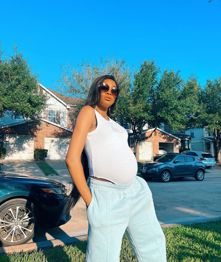 Kie kie schools critics who say she is being overly active during pregnancy 2 Kie kie