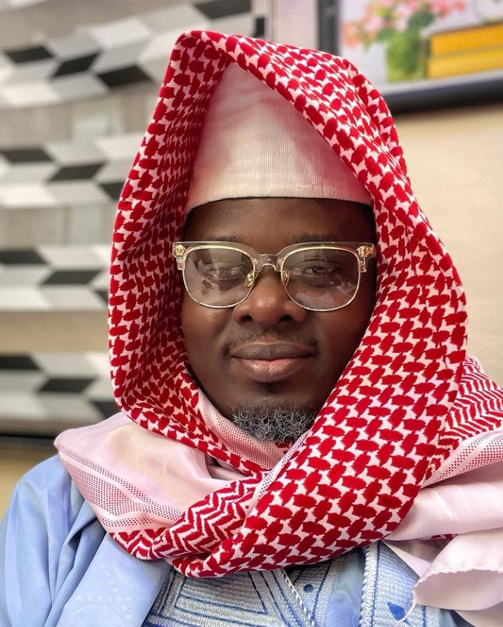 “Call me Sheik Akewugbasinga” – Actor Muyiwa Ademola caused a reaction with new pictures online (Photos) 2 Screenshot 20221015 120132