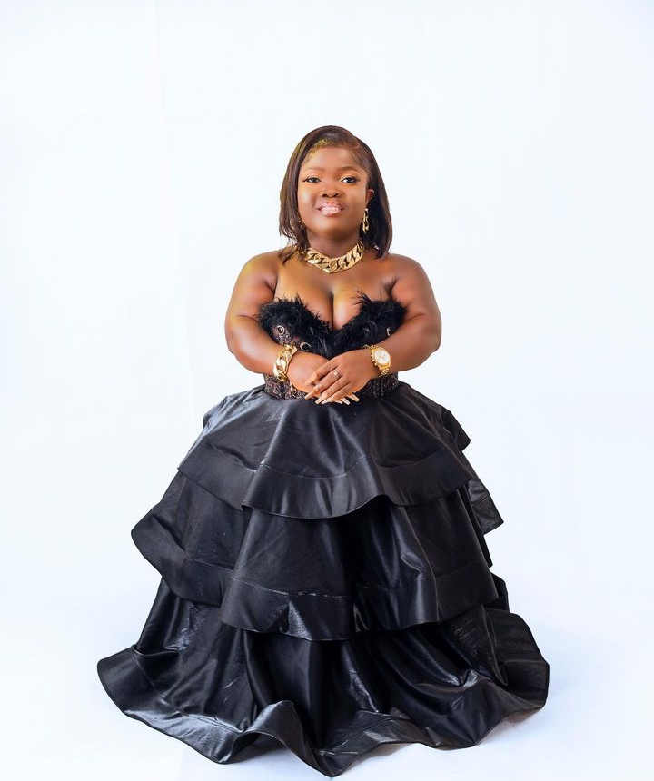 Meet Olubummy, The Beautiful And Talented Dwarf Comedienne Who Acts Alongside Other Top Comedians